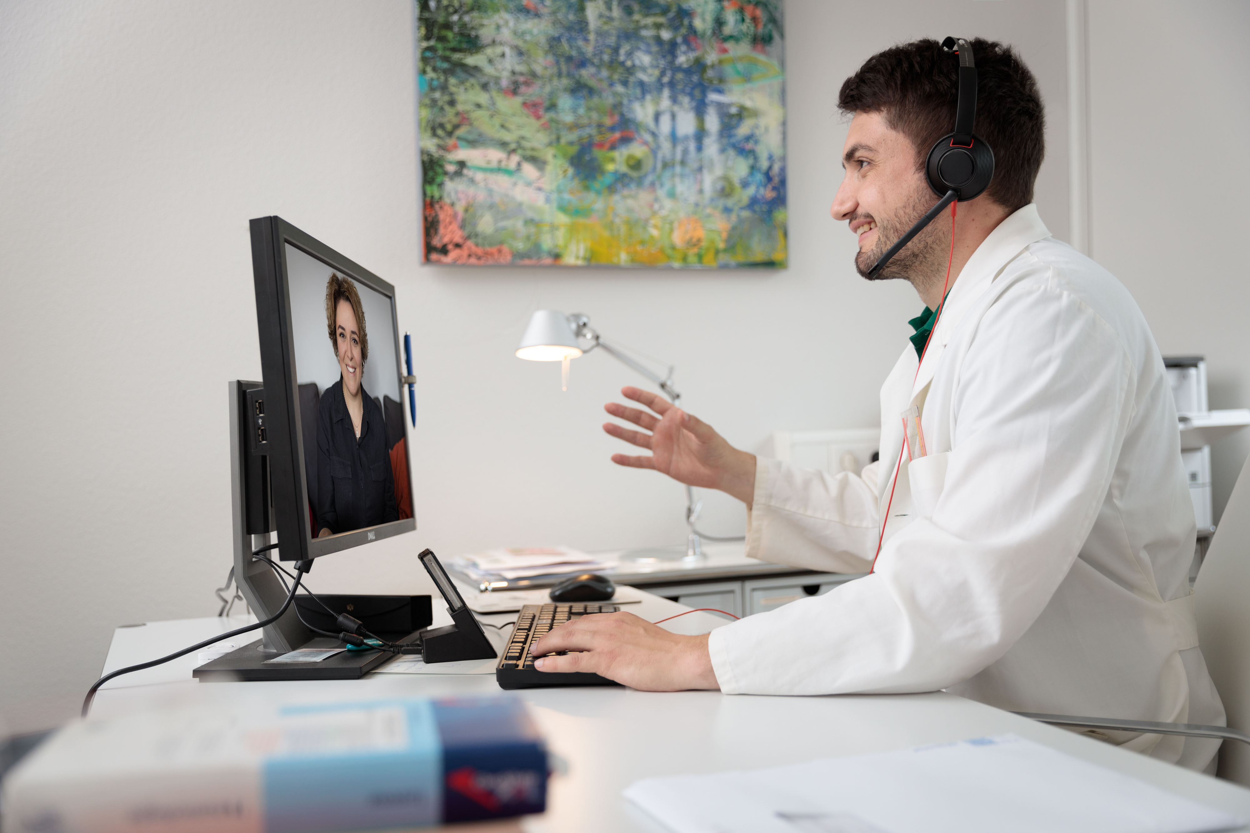 allgemeinmediziner-oder-internist-allgemeinmedizinisch-praktizierend-m-w-d-in-mannheim-vogelstang.jpg