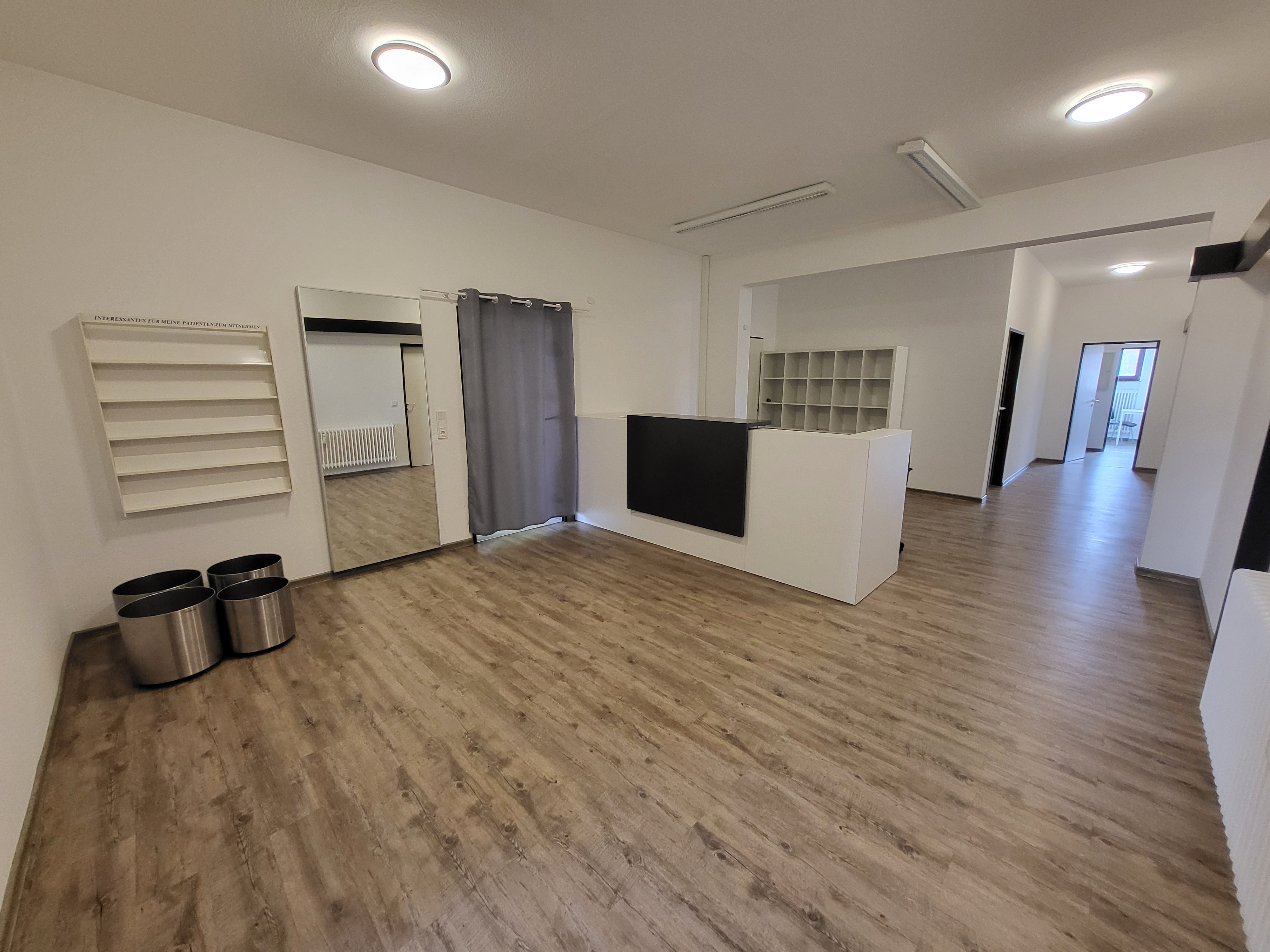 159-m-arztpraxis-in-nordenham-renoviert-aufzug-parkplaetze-sofort-nutzbar.jpg