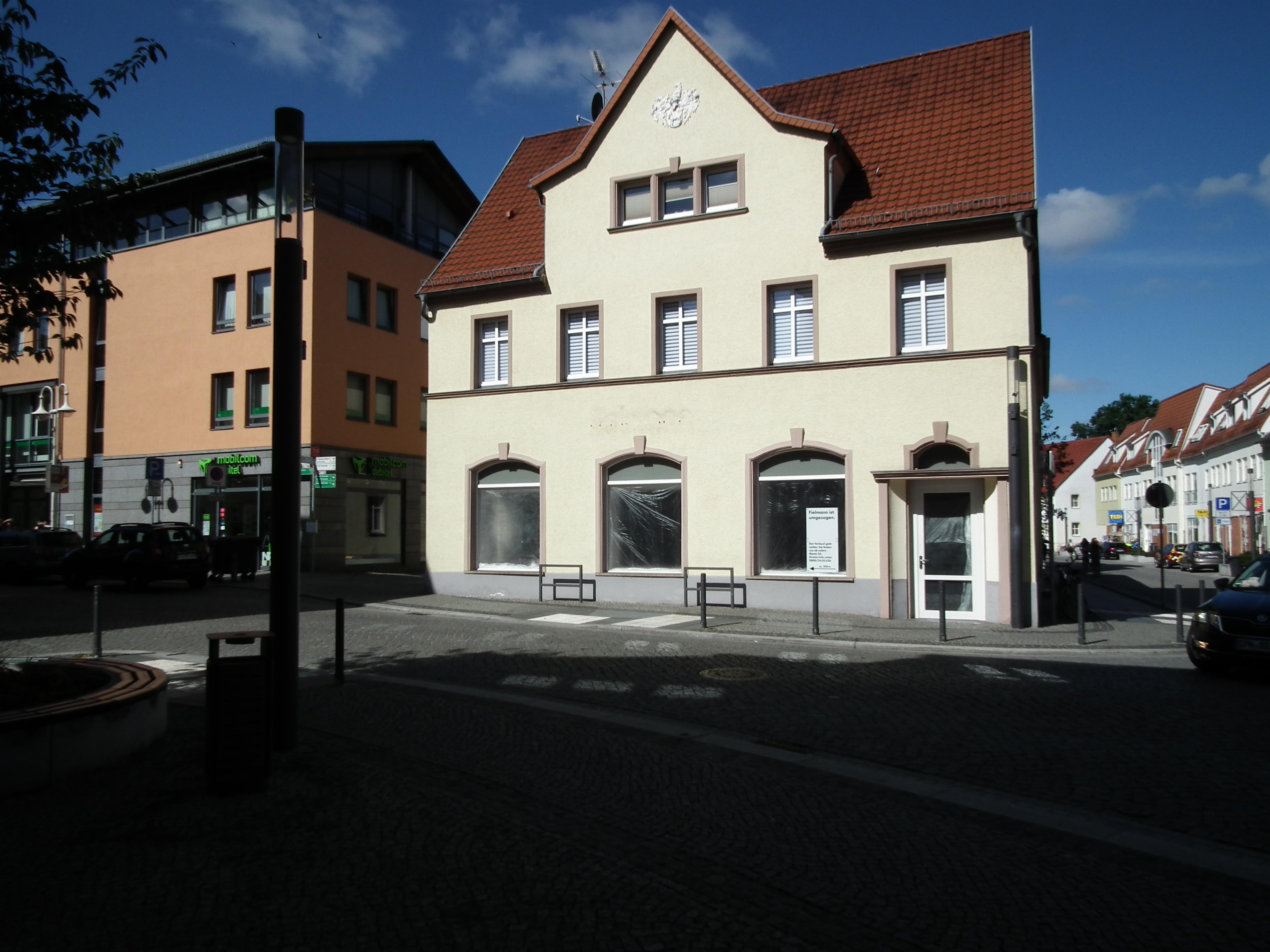 biete-zur-miete-mietkauf-praxisimmobilie-plus-wohnung-in-03238-finsterwalde-03238-finsterwalde.jpg