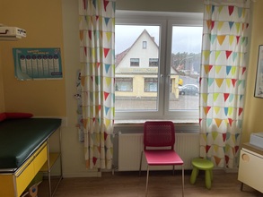 zur-vermietung-steht-eine-langjaehrige-etablierte-kinderarztpraxis-im-mecklenburger-weg-126-27578-bremerhaven