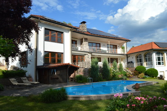 exclusive-traumvilla-in-donaueschingen-mit-panoramablick-and-wellnessbereich-donaueschingen