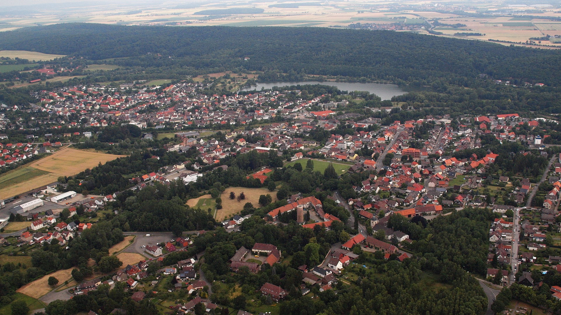 gewerberaeume-in-goslar-vienenburg-umbaubeduerftig-237-m2-27-000-kaufpreis-38690-goslar-vienenburg-deutschland.jpg