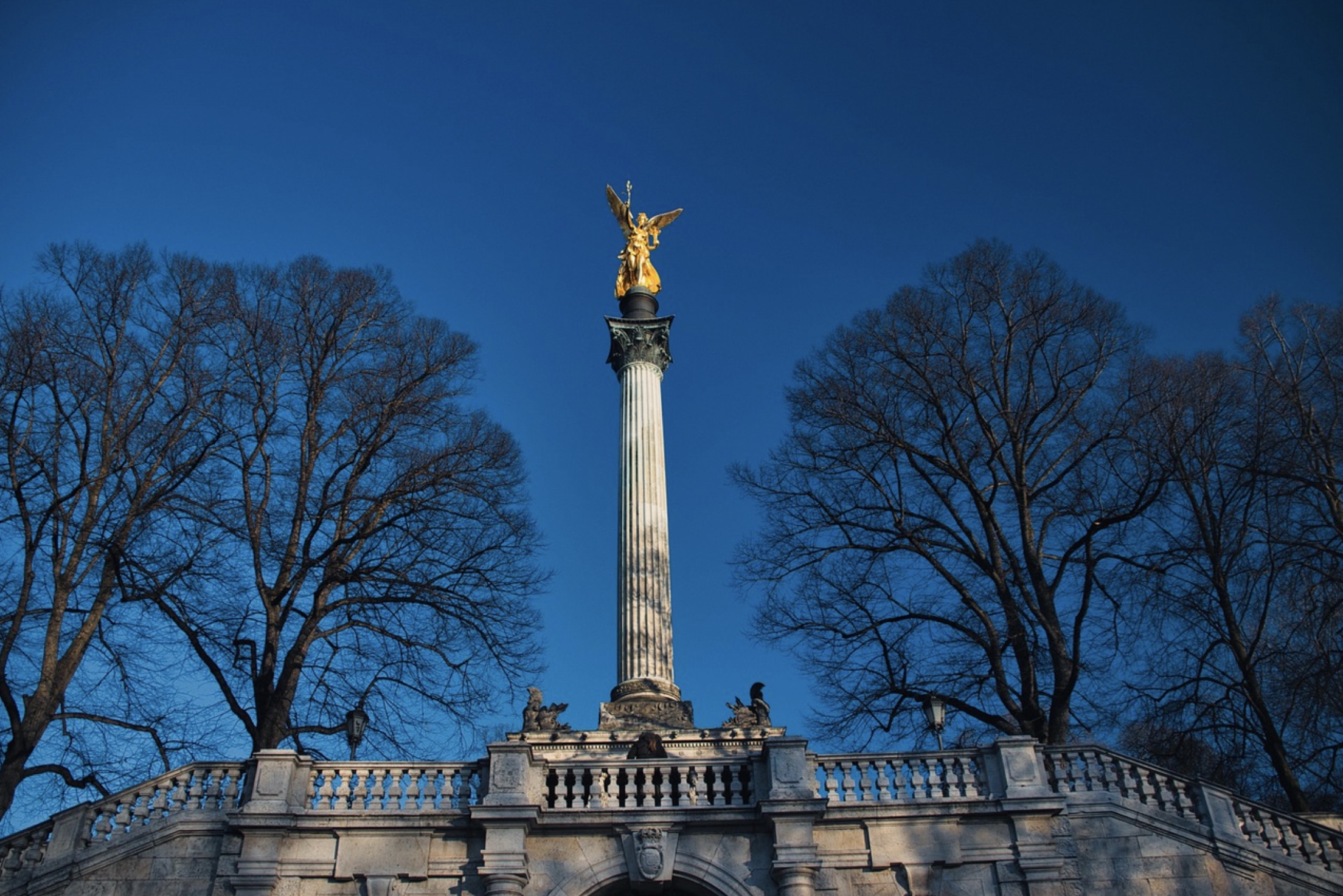 medizinstudentin-sucht-kleine-wohnung-apartment-in-muenchen.jpg
