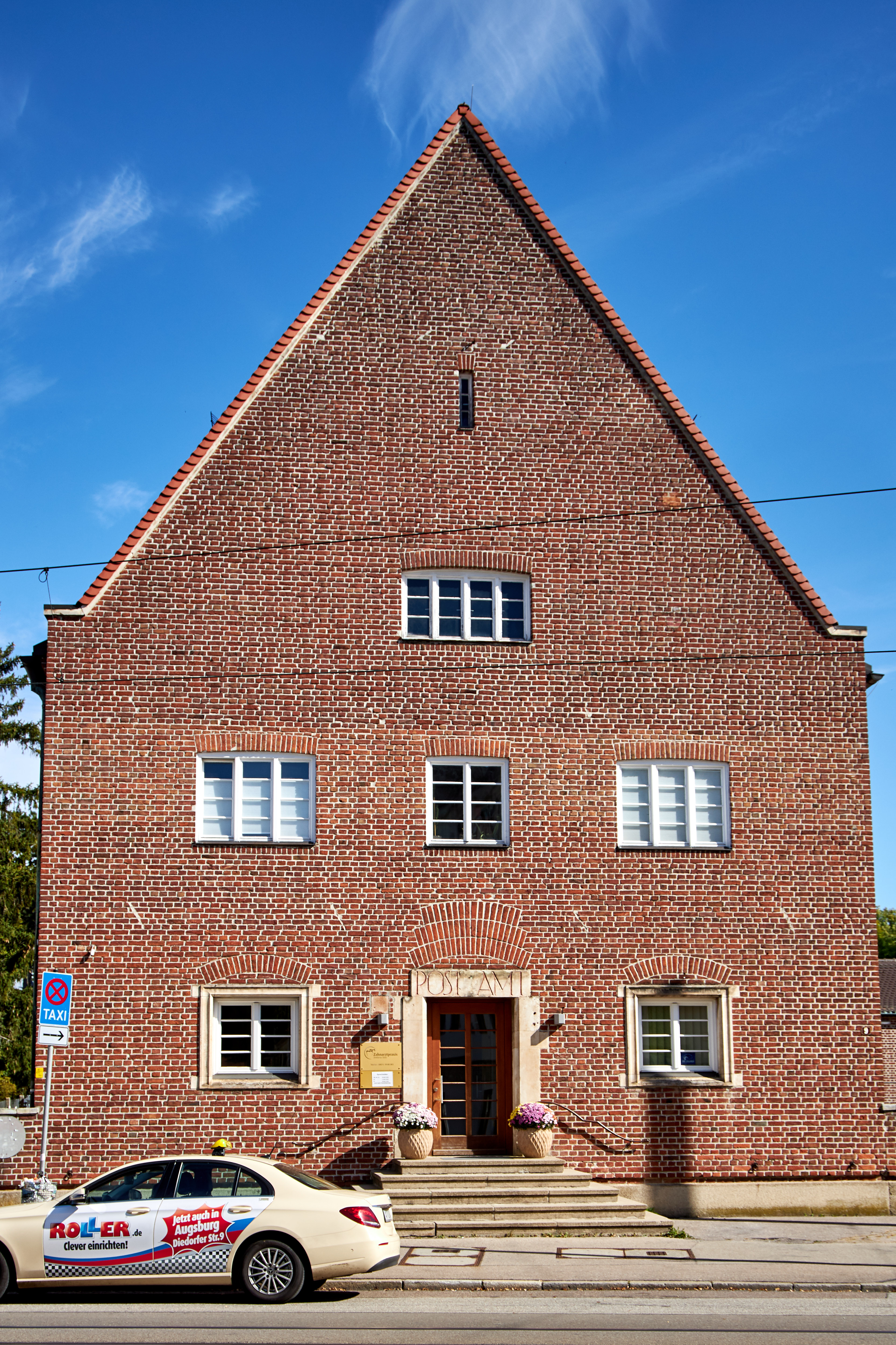 praxisraeume-in-der-alten-post-goeggingen-stadtmitte-oepnv-direkt-vor-ort.jpg