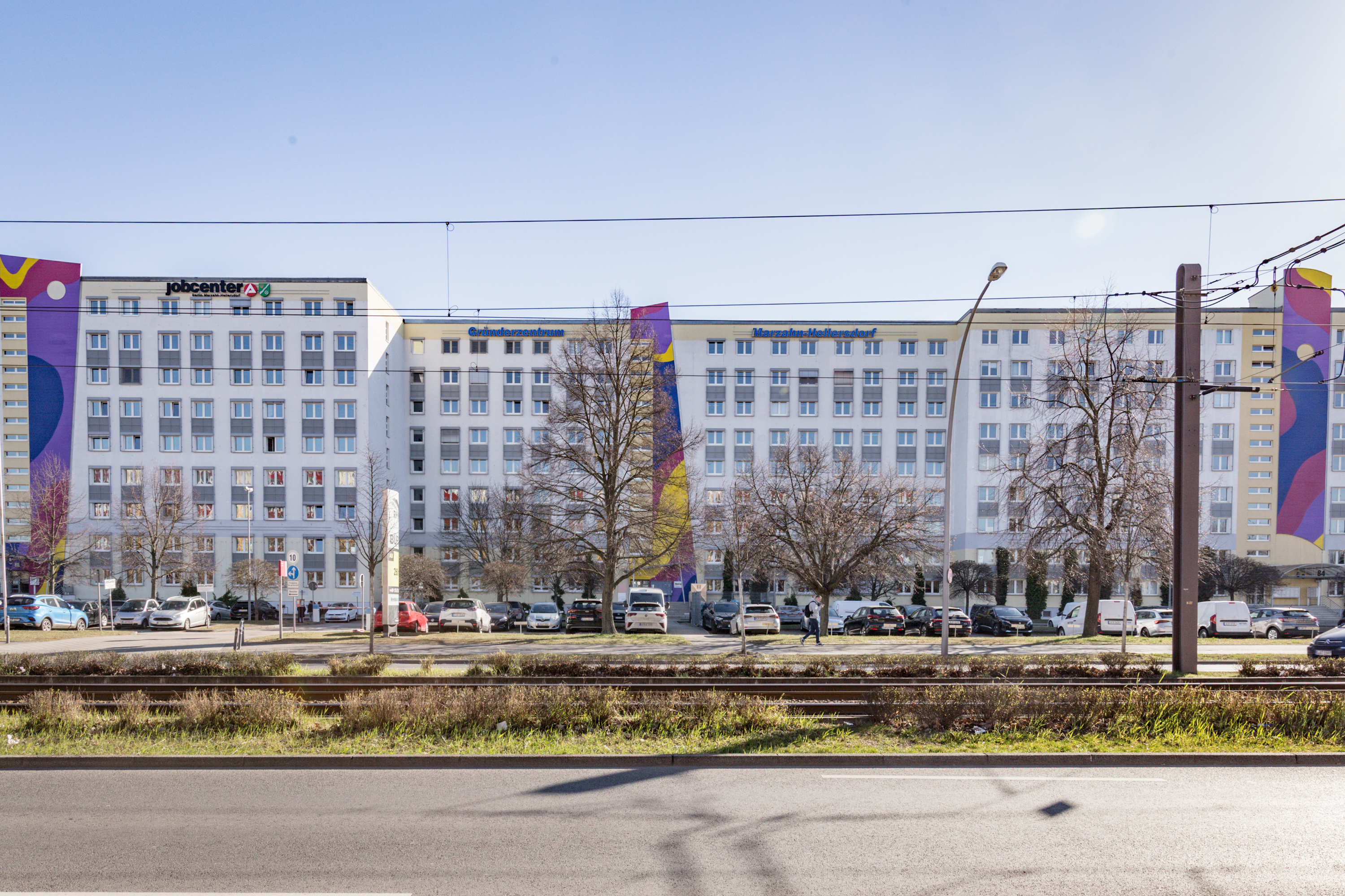rhin-84-88-helle-praxisraeume-saniert-and-bezugsfertig-275-m.jpg