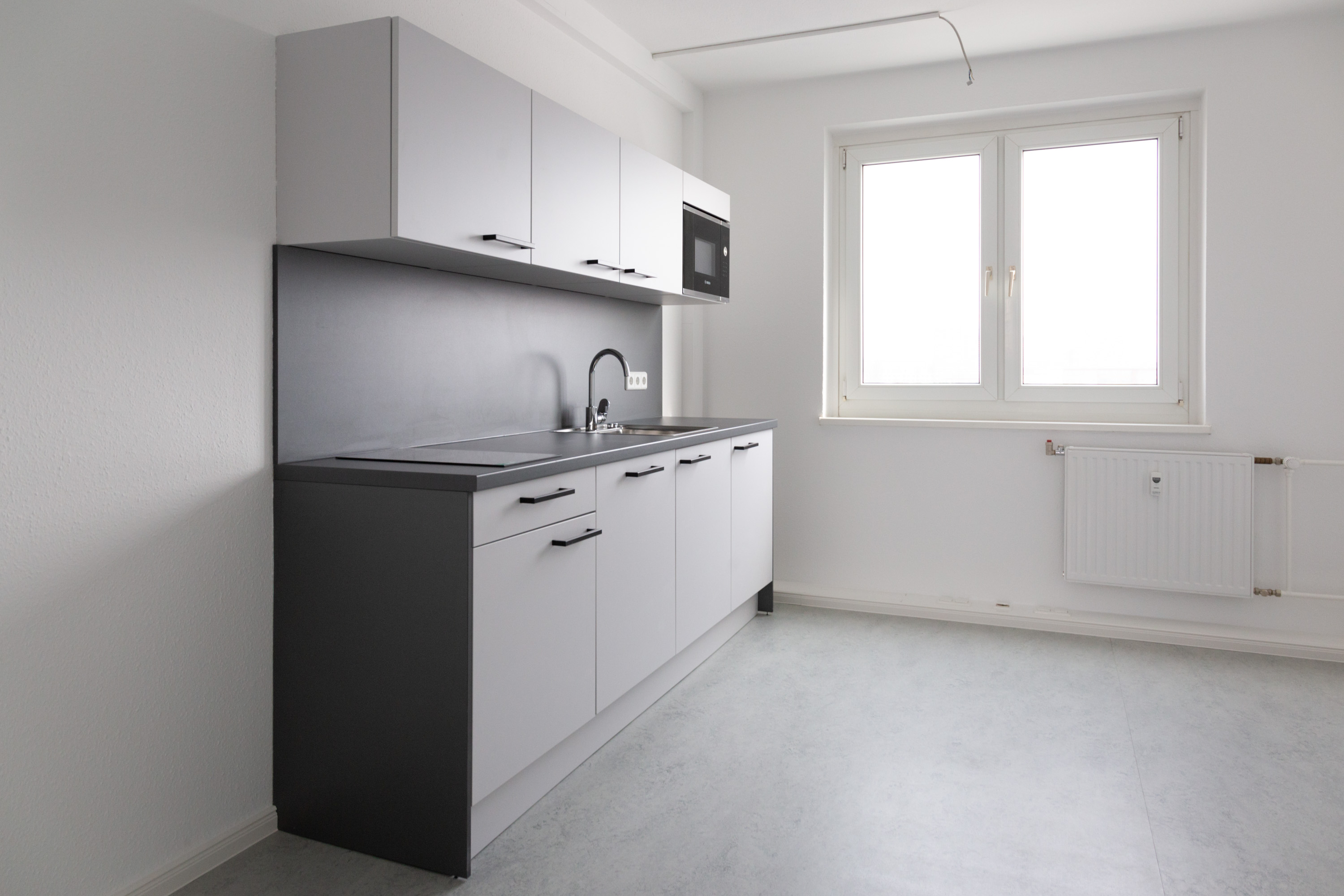 viel-platz-fuer-innovation--der-9-geschossige-buerokomplex.jpg