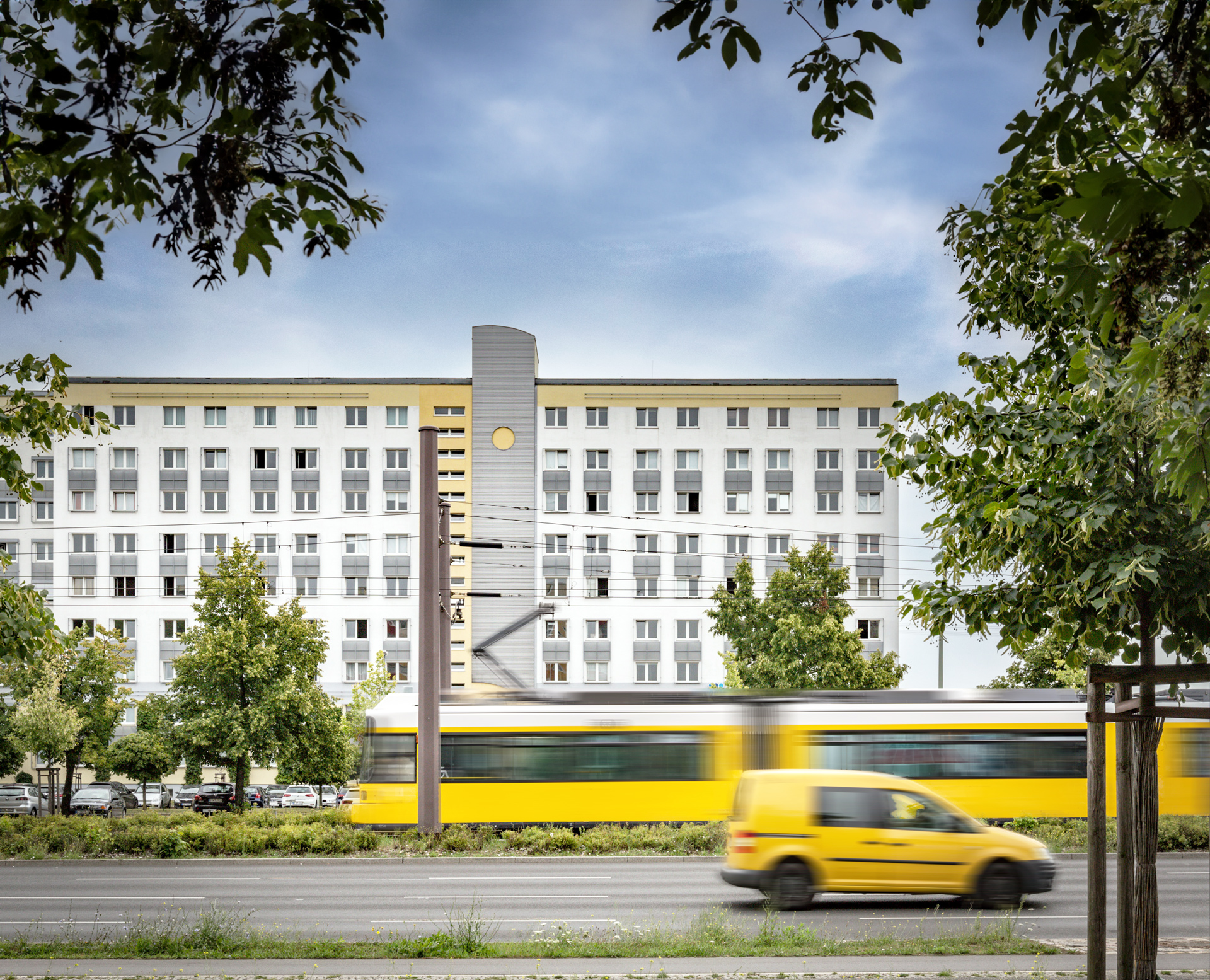 rhin-84-88-helle-praxisraeume-saniert-and-bezugsfertig-275-m-12681-berlin-marzahn-deutschland.jpg