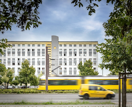 rhin-84-88-helle-praxisraeume-saniert-and-bezugsfertig-275-m-12681-berlin-marzahn-deutschland