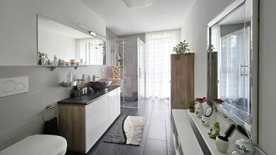 vollmoeblierte-helle-2-zimmer-wohnung-mit-gehobener-ausstattung-in-giessen-giessen