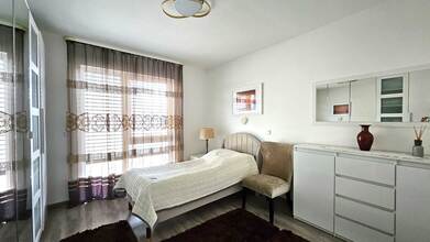 diese-moderne-vollstaendig-moeblierte-2-zimmer-wohnung-72-qm-im