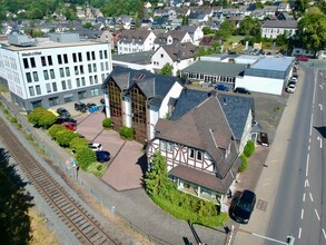 wohn-buero-und-praxisgebaeude-zentral-in-neunkirchen-siegerland