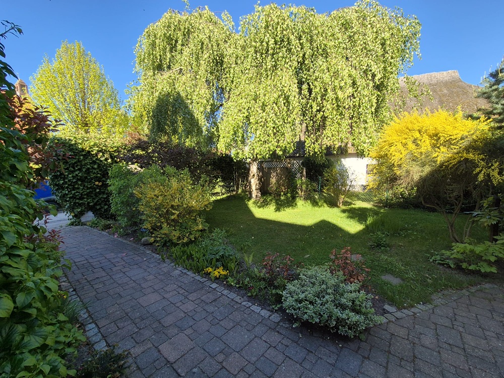 das-wohnhaus-in-exklusiver-1a-lage-liegt-im-seebad-altefaehr-auf.jpg