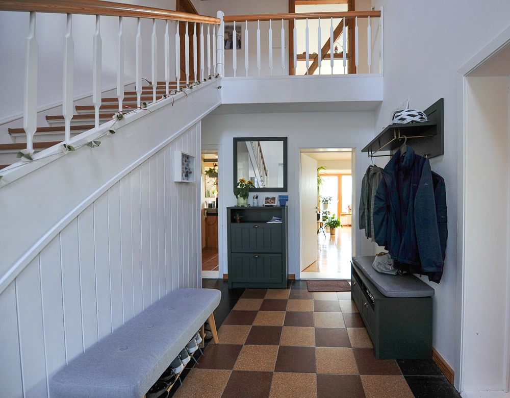 das-wohnhaus-in-exklusiver-1a-lage-liegt-im-seebad-altefaehr-auf-der.jpg