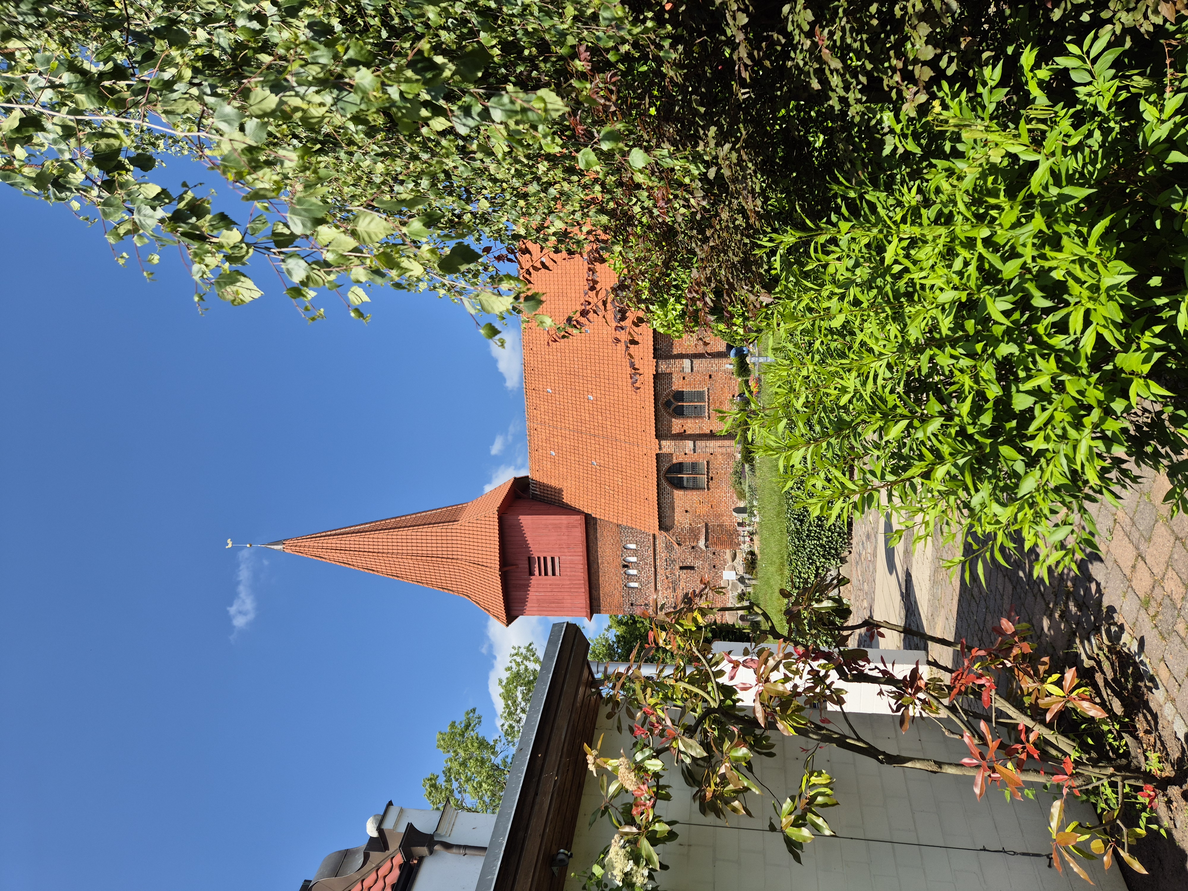 das-wohnhaus-in-exklusiver-1a-lage-liegt.jpg