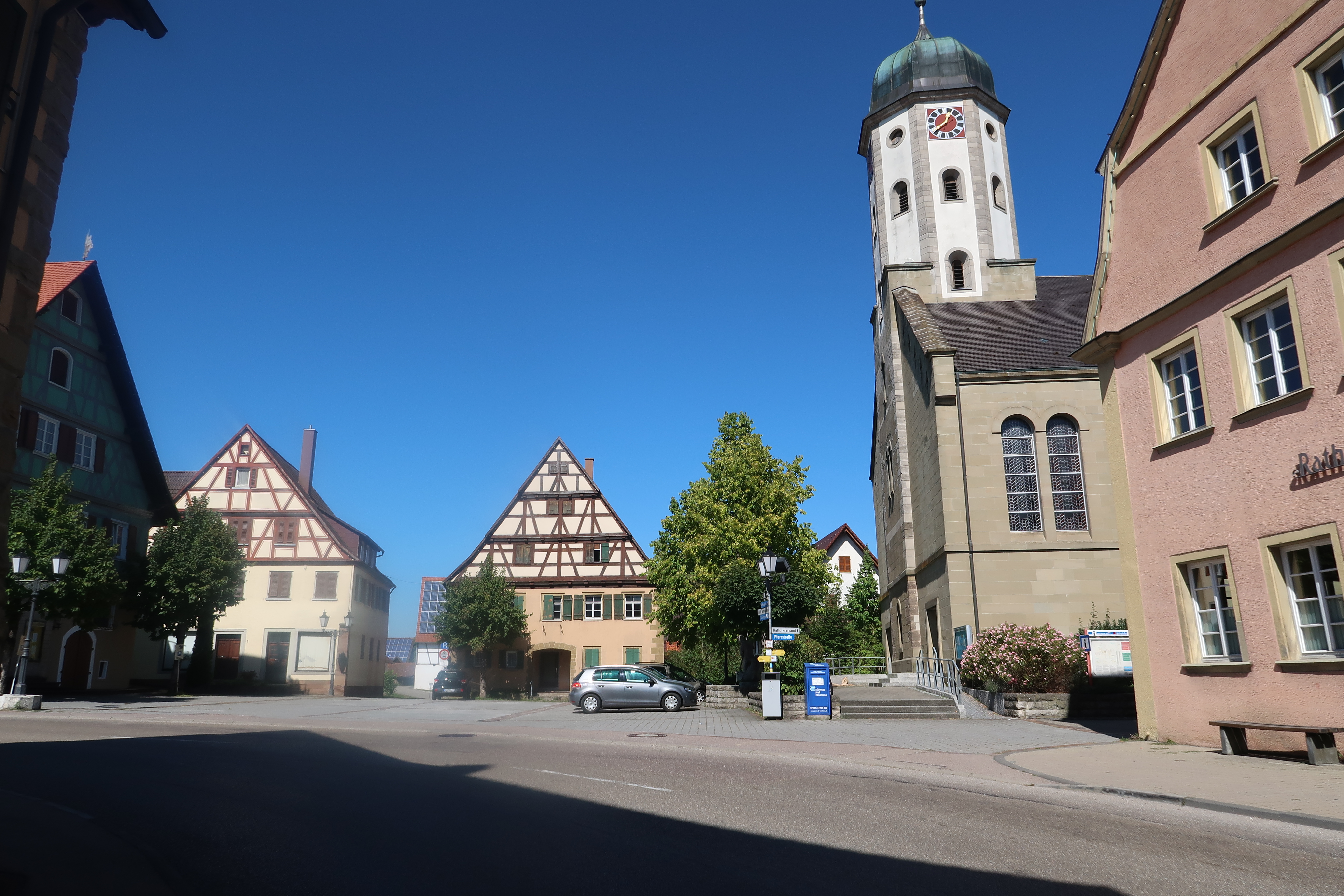 facharzt-m-w-d-allgemeinmedizin-oder-innere-medizin-hausaerztlich-taetig-fuer-mvz-in-buehlertann-gesucht-hausarzt-allgemeinmedizin-innere-medizin-buehlertann-hauptstrasse-4.jpg