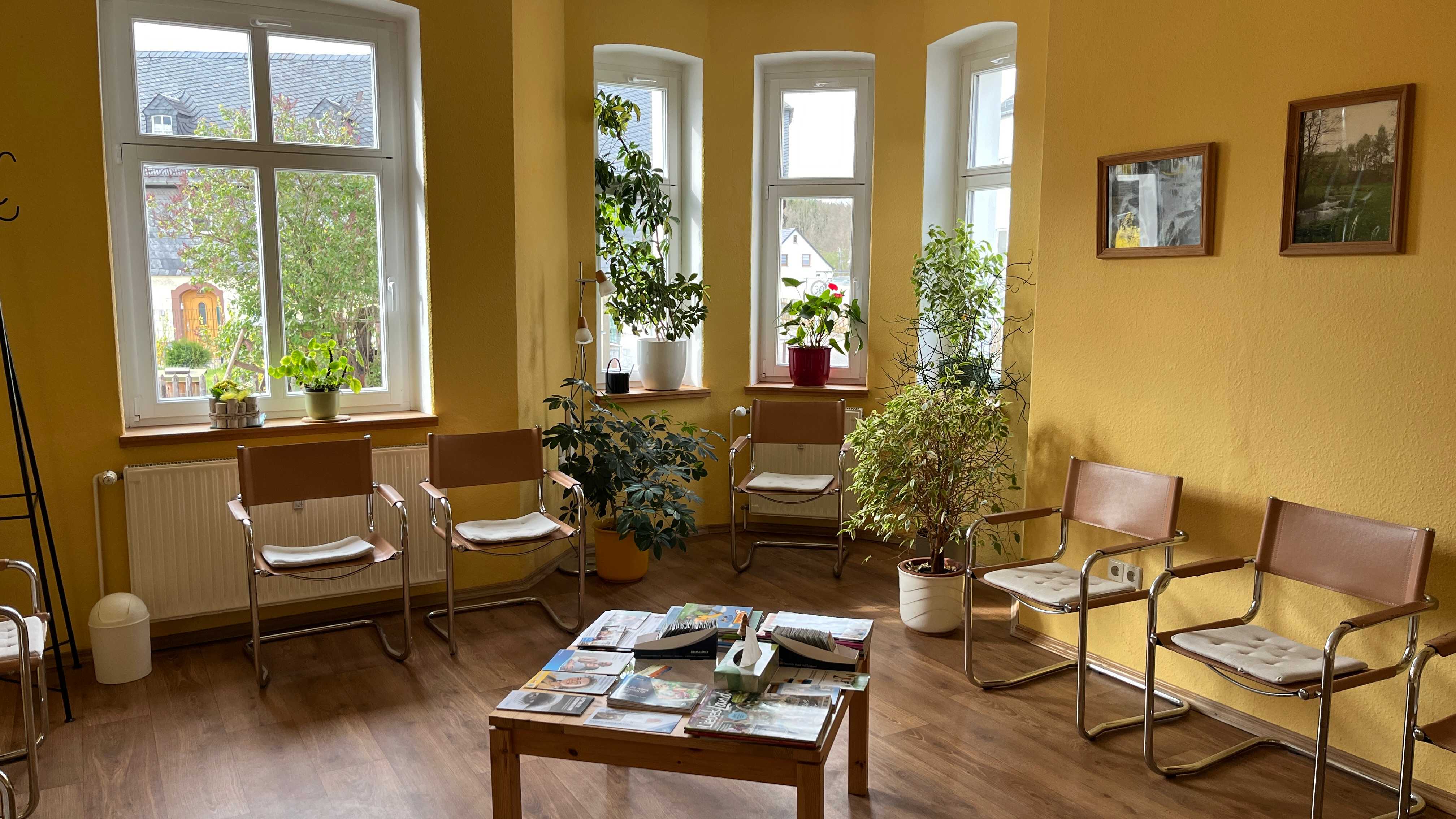 praxis-fuer-allgemeinmedizin-in-kirchberg-sa.jpg