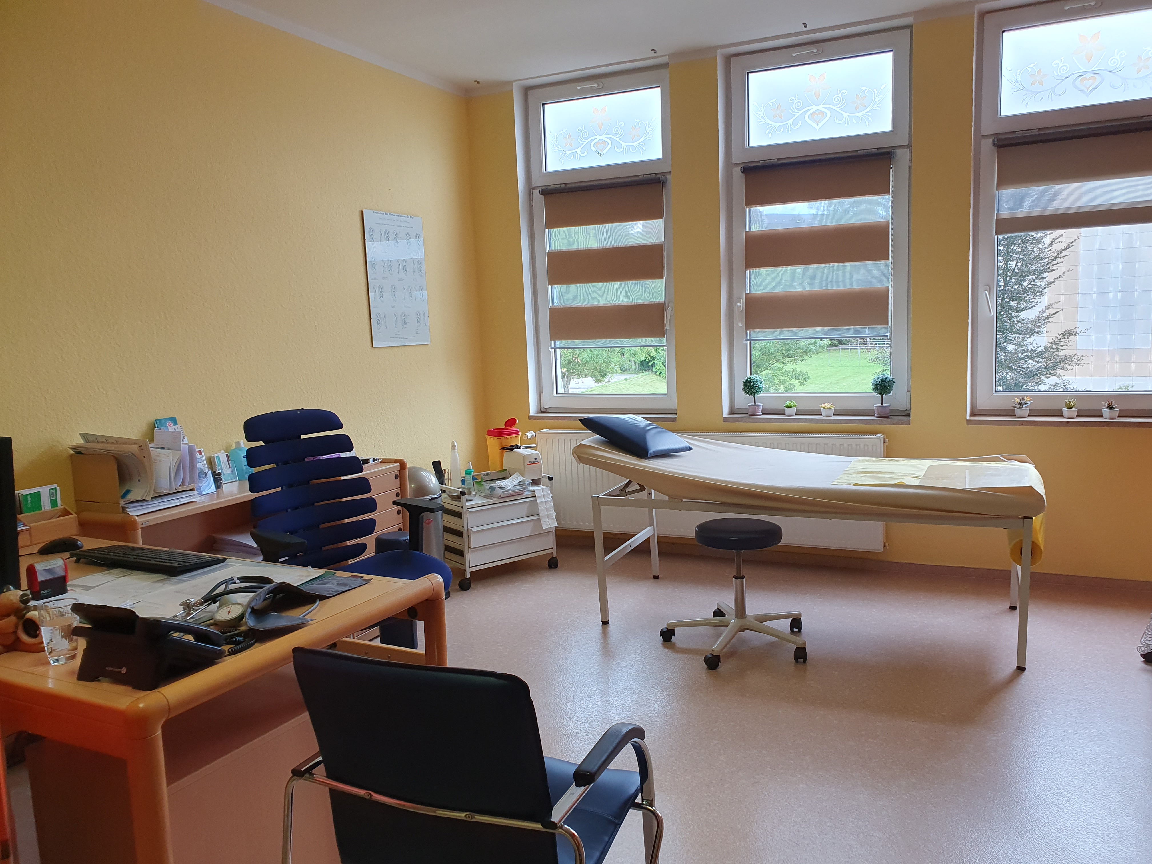 Büro/Praxis nähe Helios Kliniken buy zu zu Vermieten