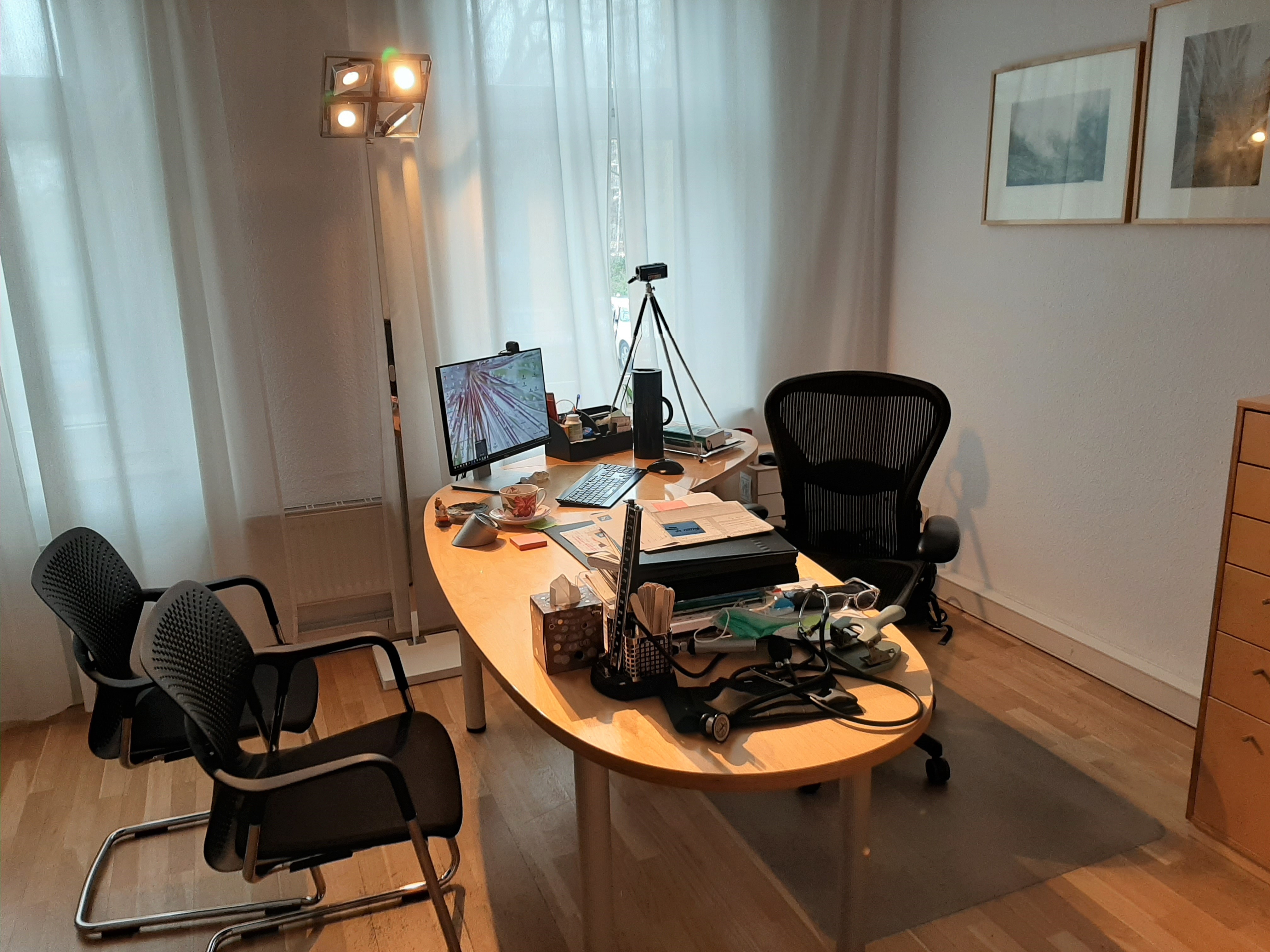 praxisabgabe-allgemeinmedizinische-hausarztpraxis-mit-integrativer-medizin-in-berlin-mitte.jpg