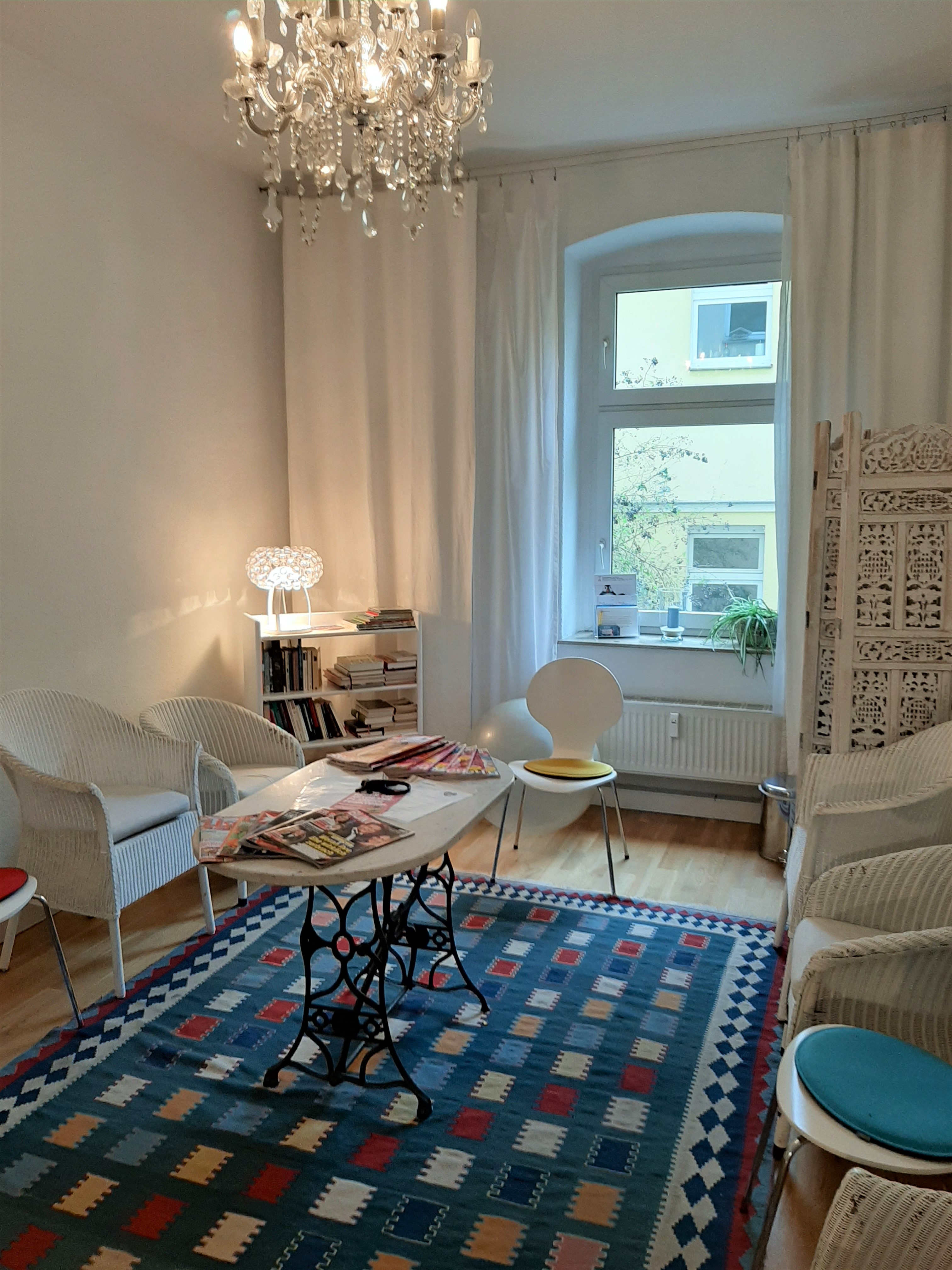 praxisabgabe-allgemeinmedizinische-hausarztpraxis-mit-integrativer-medizin-in-berlin-mitte-hausarzt-allgemeinmedizin-homoeopathie-berlin-mitte-10119.jpg