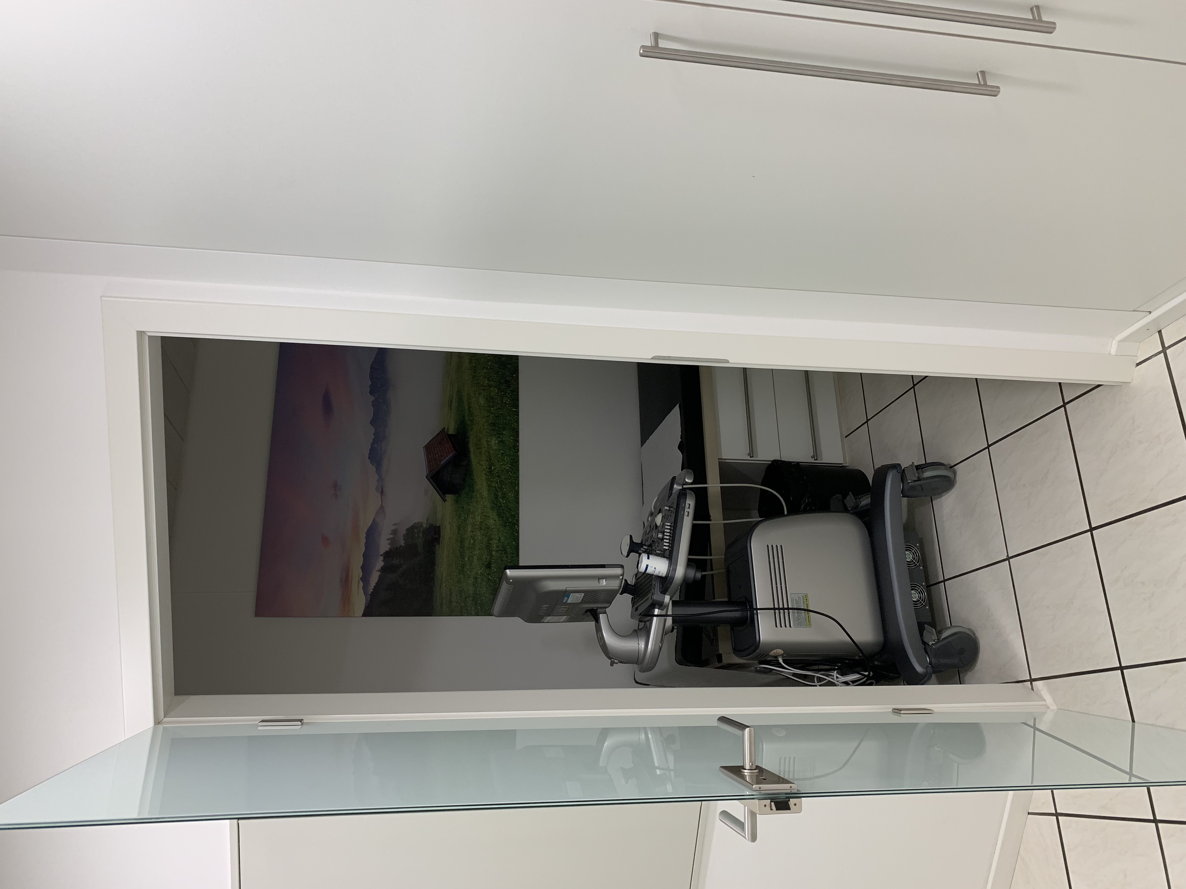 praxisabgabe-einer-ueberdurchschnittlich-grossen-und-sehr-gut-strukturierten-hausarztpraxis-mit-tollem-team-rems-murr-kreis-nach-ueber.jpg