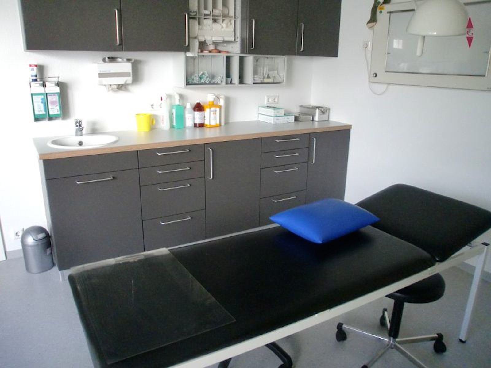 praxisraeume-229-m-nutzflaeche-in-77815-buehl-hausarzt-buehl.jpg
