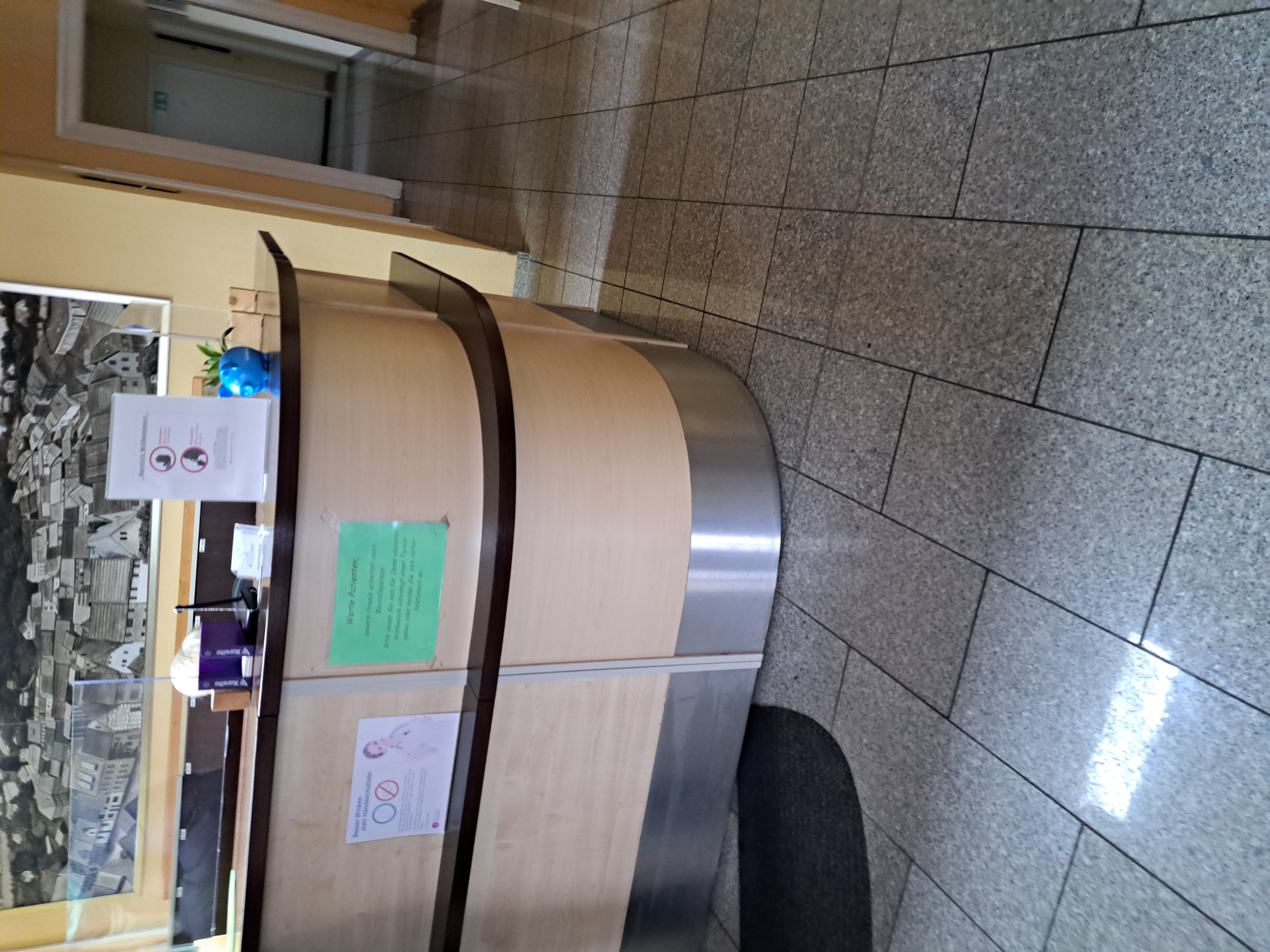 landpraxis-200m2-11raeumen.jpg