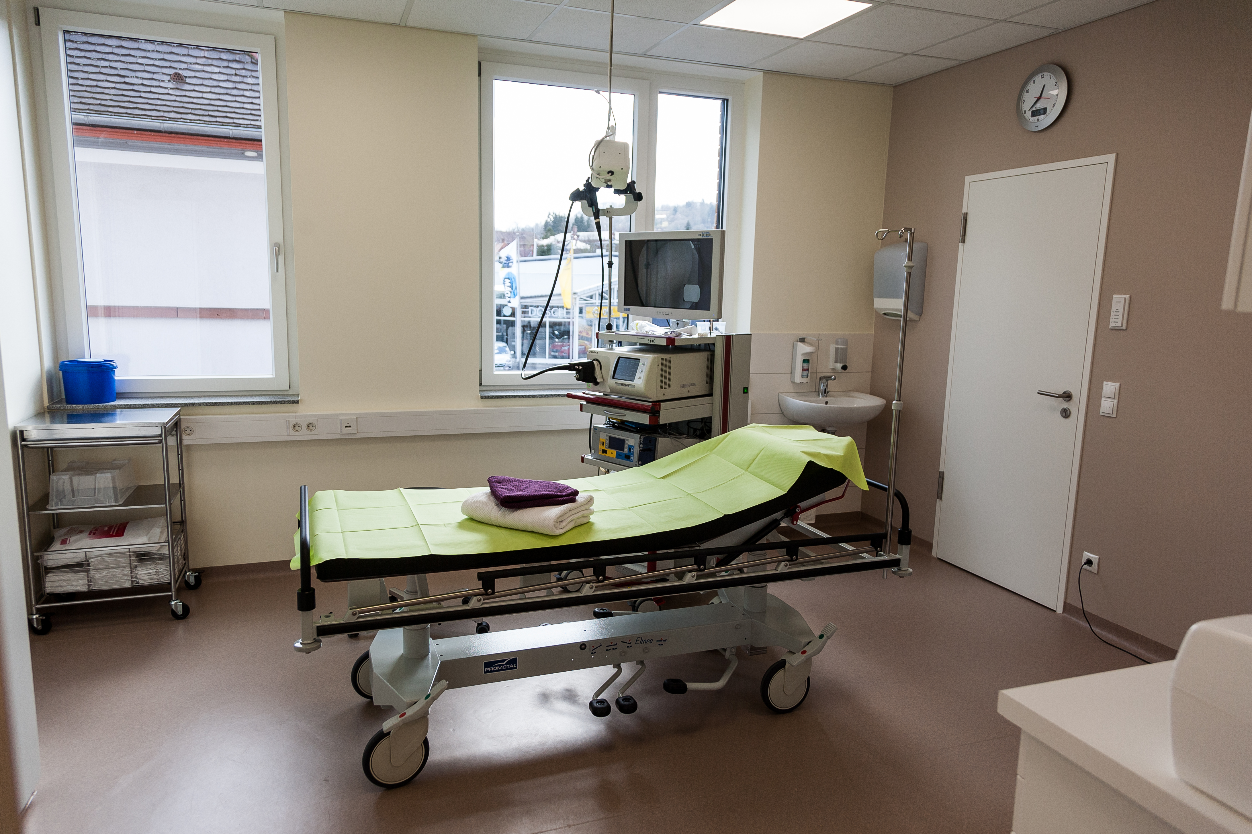 renommierte-internistische-privatpraxis-endoskopie-us-kardiologie-zu-verkaufen-wertheim.jpg