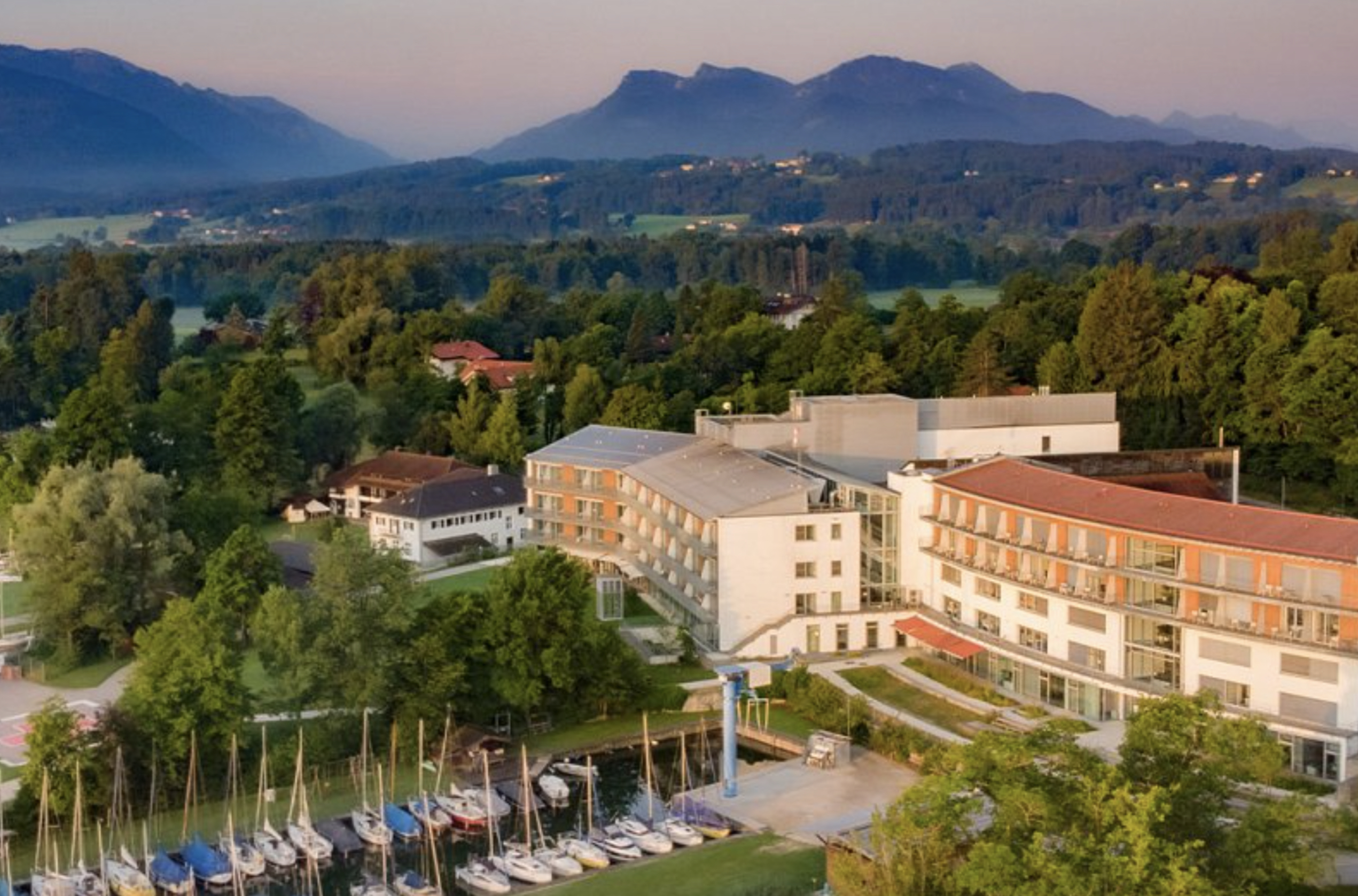 oberaerztin-oberarzt-innere-medizin-m-w-d-in-prien-am-chiemsee.jpg